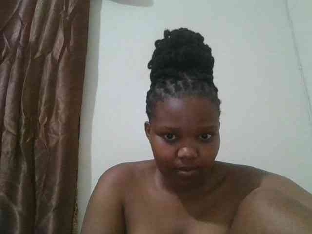 Shepretty webcam