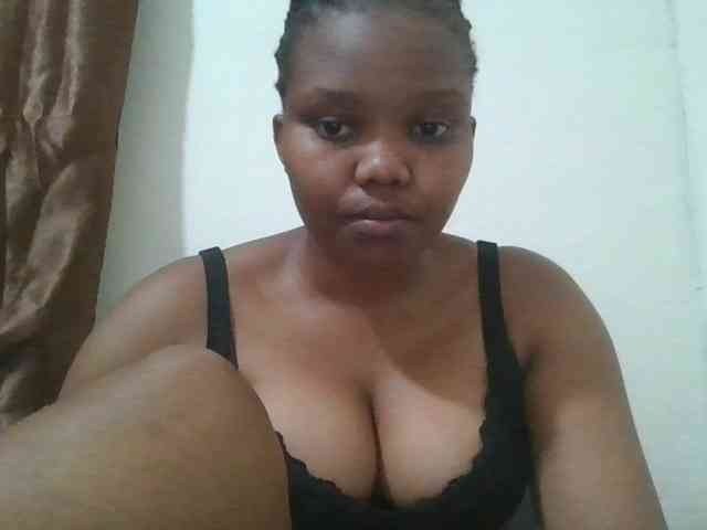 Shepretty webcam