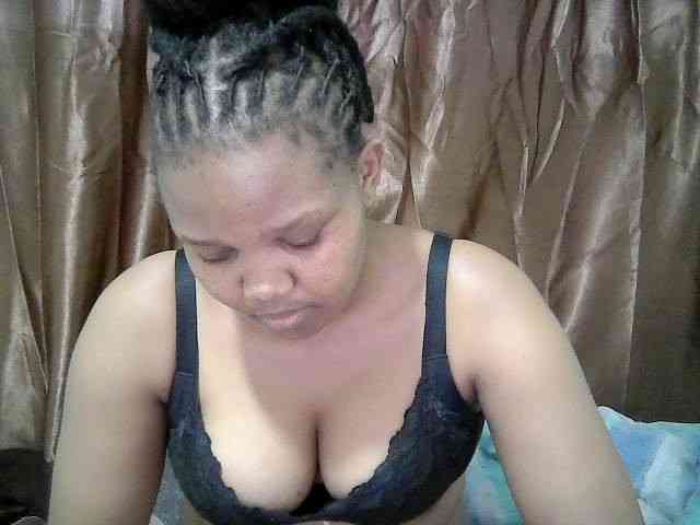Shepretty webcam