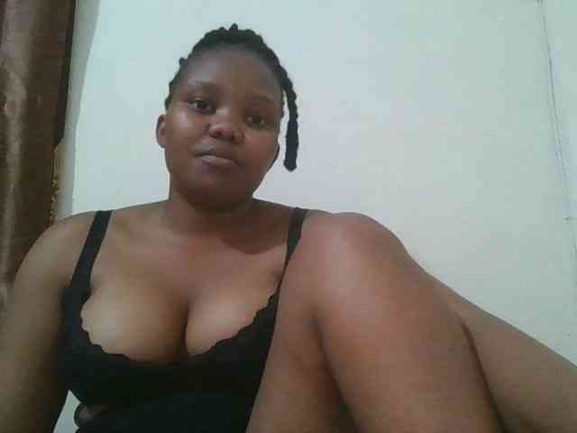 Shepretty webcam