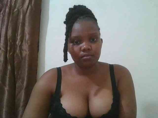 Shepretty webcam