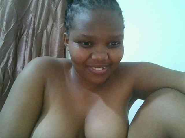 Shepretty webcam