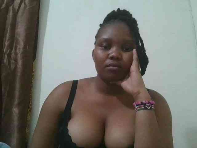 Shepretty webcam