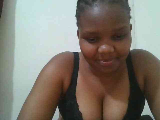 Shepretty webcam