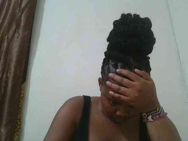 Shepretty webcam