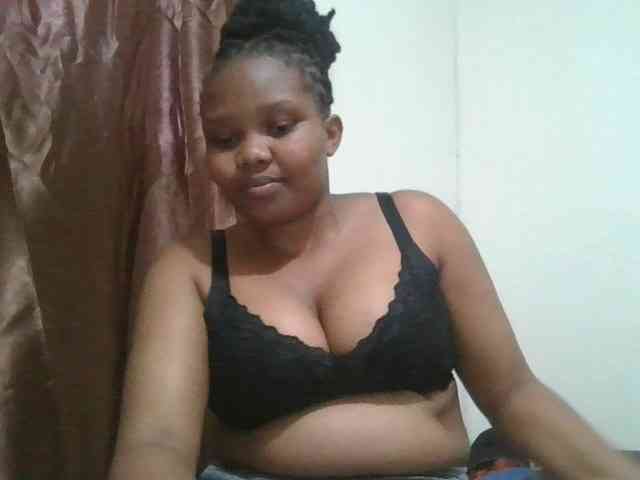 Shepretty webcam