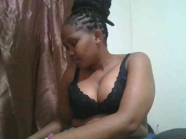 Shepretty webcam