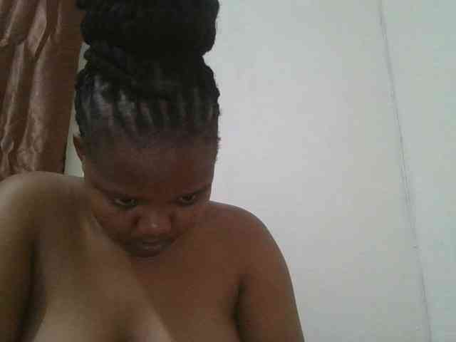 Shepretty webcam