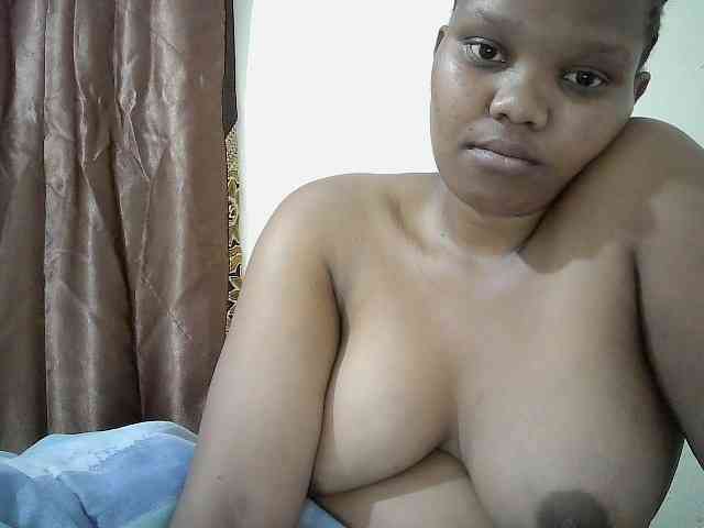 Shepretty Live Webcam on BongaCams