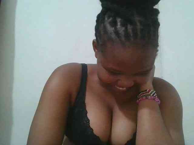 Shepretty webcam