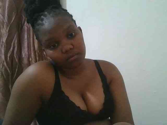 Shepretty webcam