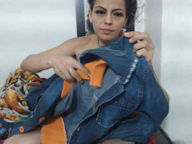 monicaloveet webcam