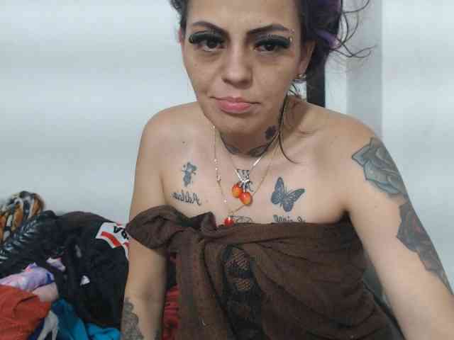 monicaloveet webcam