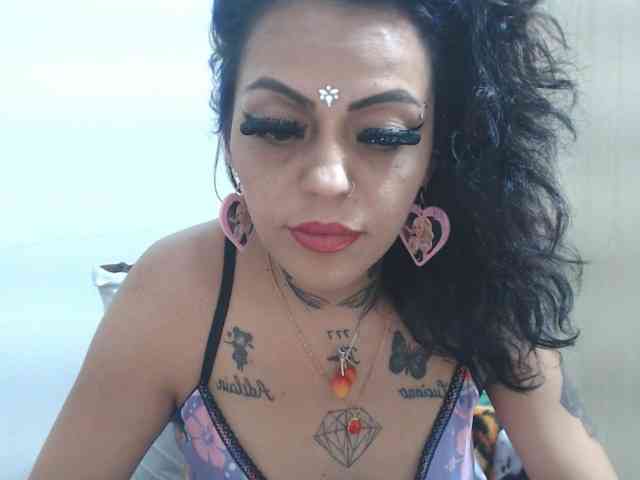 monicaloveet webcam