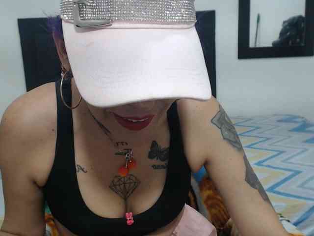 monicaloveet webcam