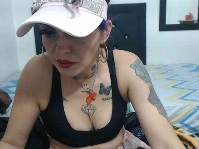 monicaloveet webcam