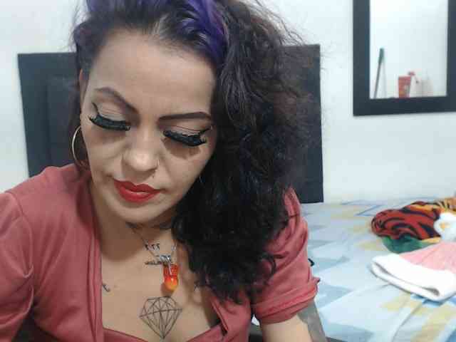 monicaloveet webcam
