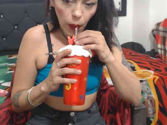 monicaloveet webcam