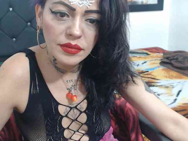 monicaloveet webcam