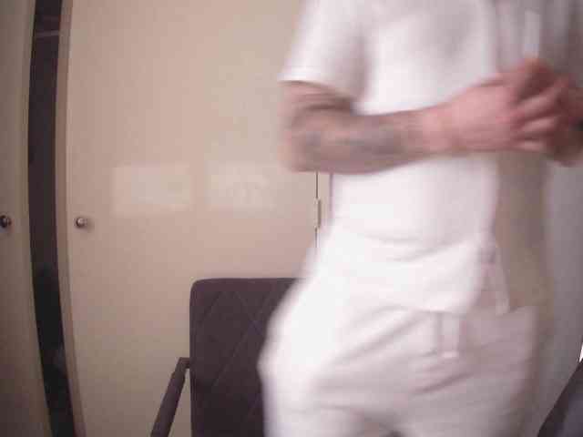 Iwantyou1312 Live Webcam on BongaCams