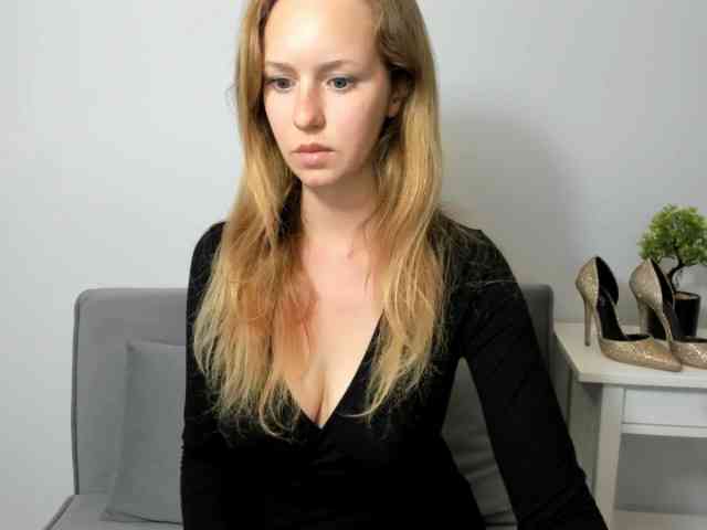 LyraAngelic webcam