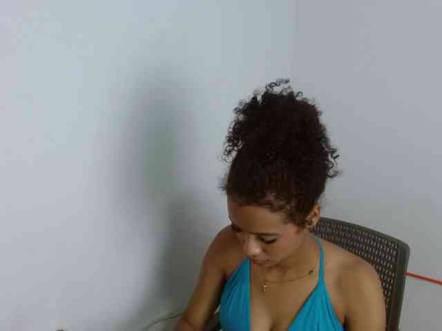 Aura-teen-hot webcam