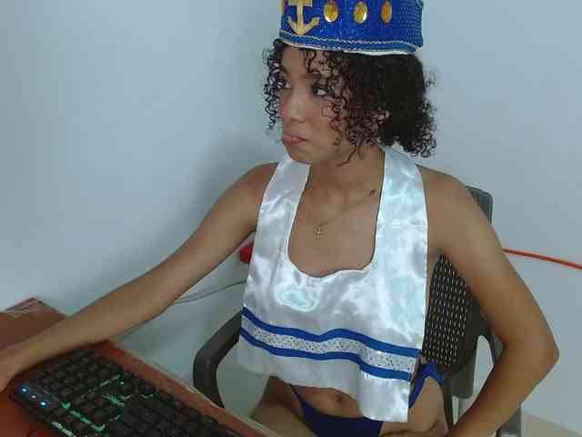 Aura-teen-hot webcam