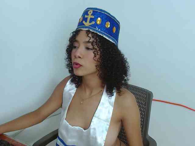 Aura-teen-hot webcam