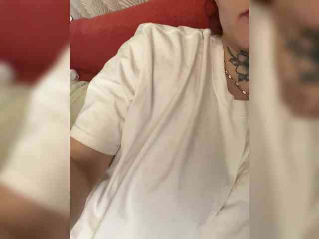Annabelle11 webcam
