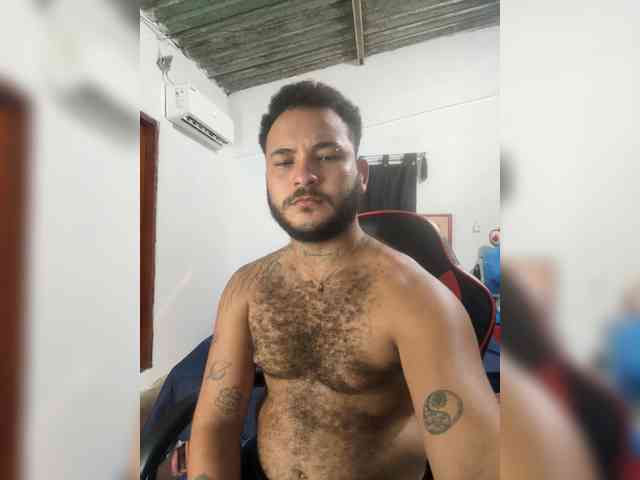 AlexDancy1 Live Webcam on BongaCams