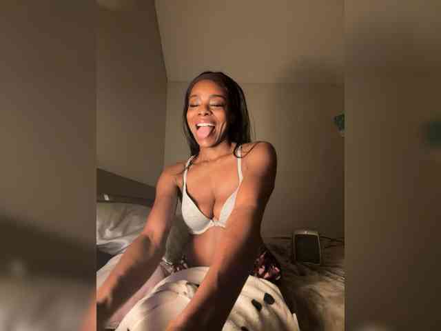 Peachyz webcam