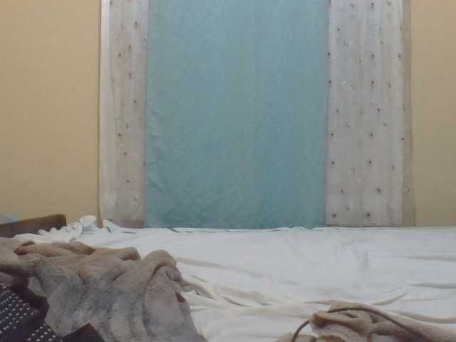 ShallyVee's BongaCams show and profile