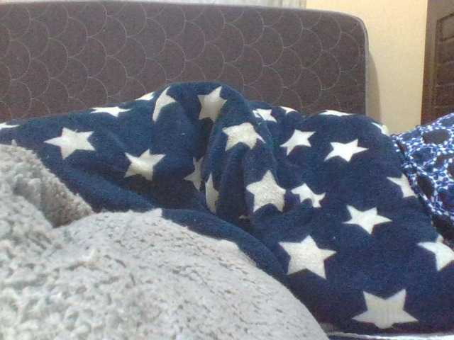 ShallyVee's BongaCams show and profile