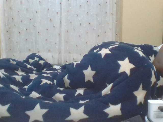 ShallyVee's BongaCams show and profile