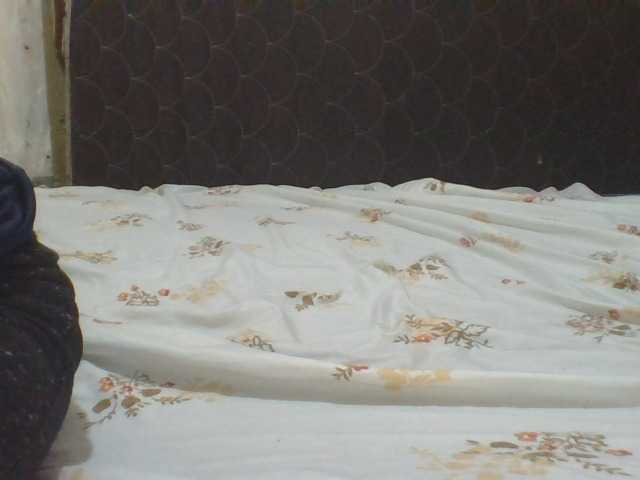 ShallyVee's BongaCams show and profile