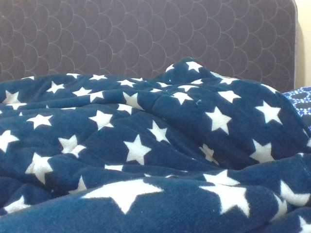 ShallyVee's BongaCams show and profile