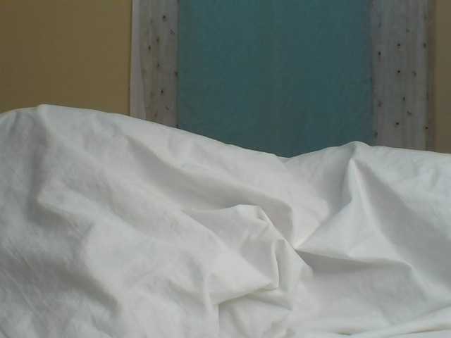 ShallyVee's BongaCams show and profile