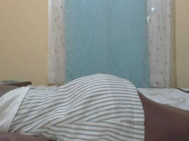 ShallyVee's BongaCams show and profile