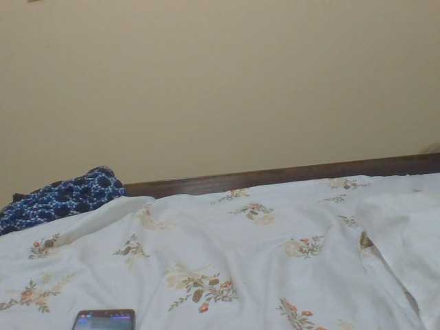 ShallyVee's BongaCams show and profile