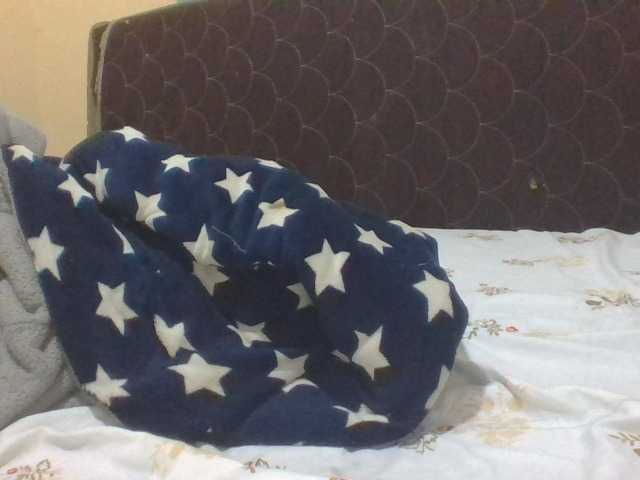 ShallyVee's BongaCams show and profile