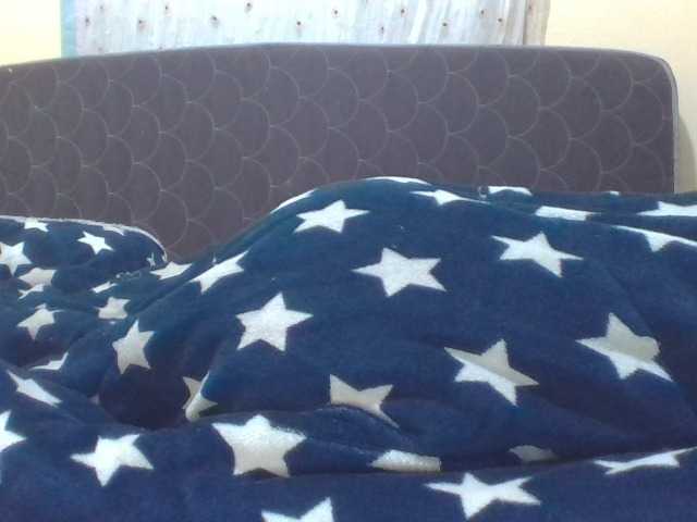 ShallyVee's BongaCams show and profile