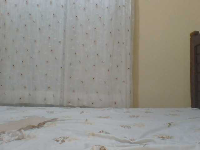 ShallyVee's BongaCams show and profile