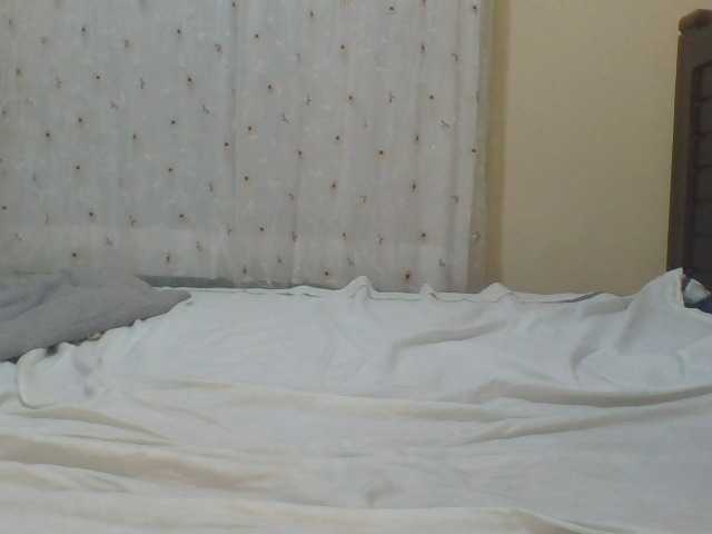 ShallyVee's BongaCams show and profile