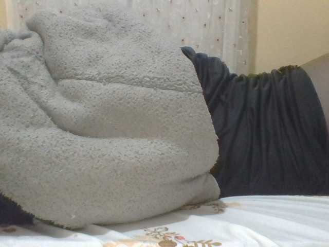 ShallyVee's BongaCams show and profile