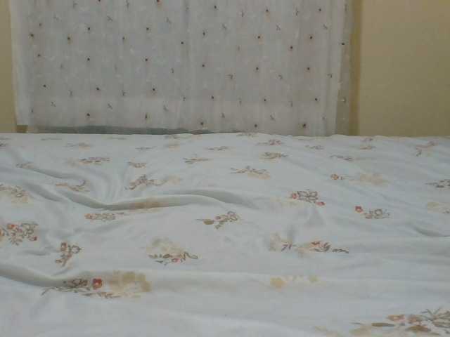 ShallyVee's BongaCams show and profile