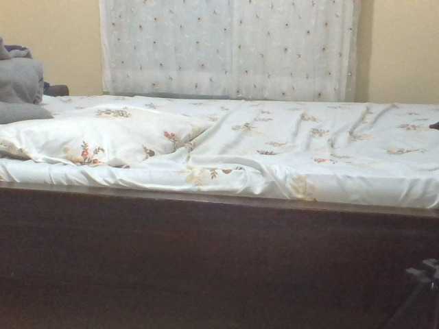 ShallyVee's BongaCams show and profile