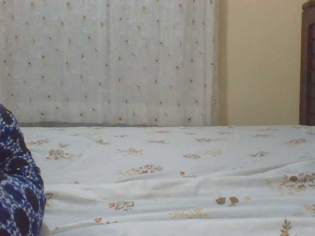 ShallyVee's BongaCams show and profile