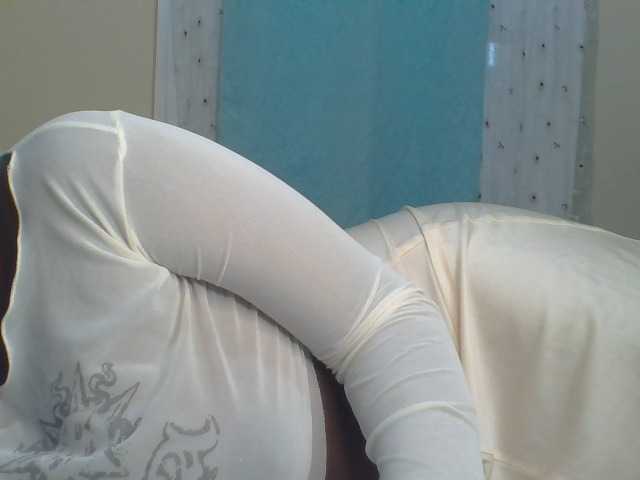 ShallyVee's BongaCams show and profile