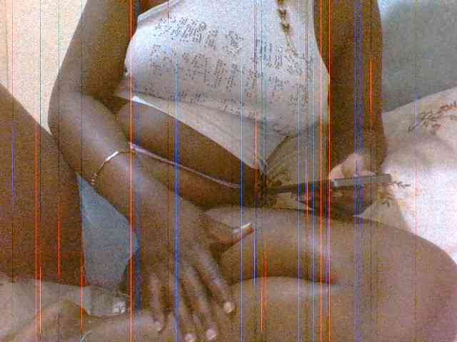 ShallyVee Live Webcam on BongaCams