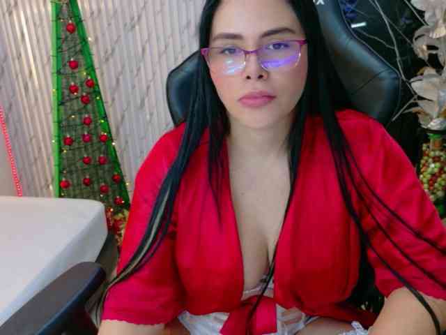 lararoberts1 lararoberts1